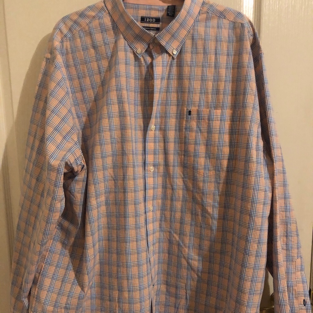 IZOD Long Sleeved Shirt